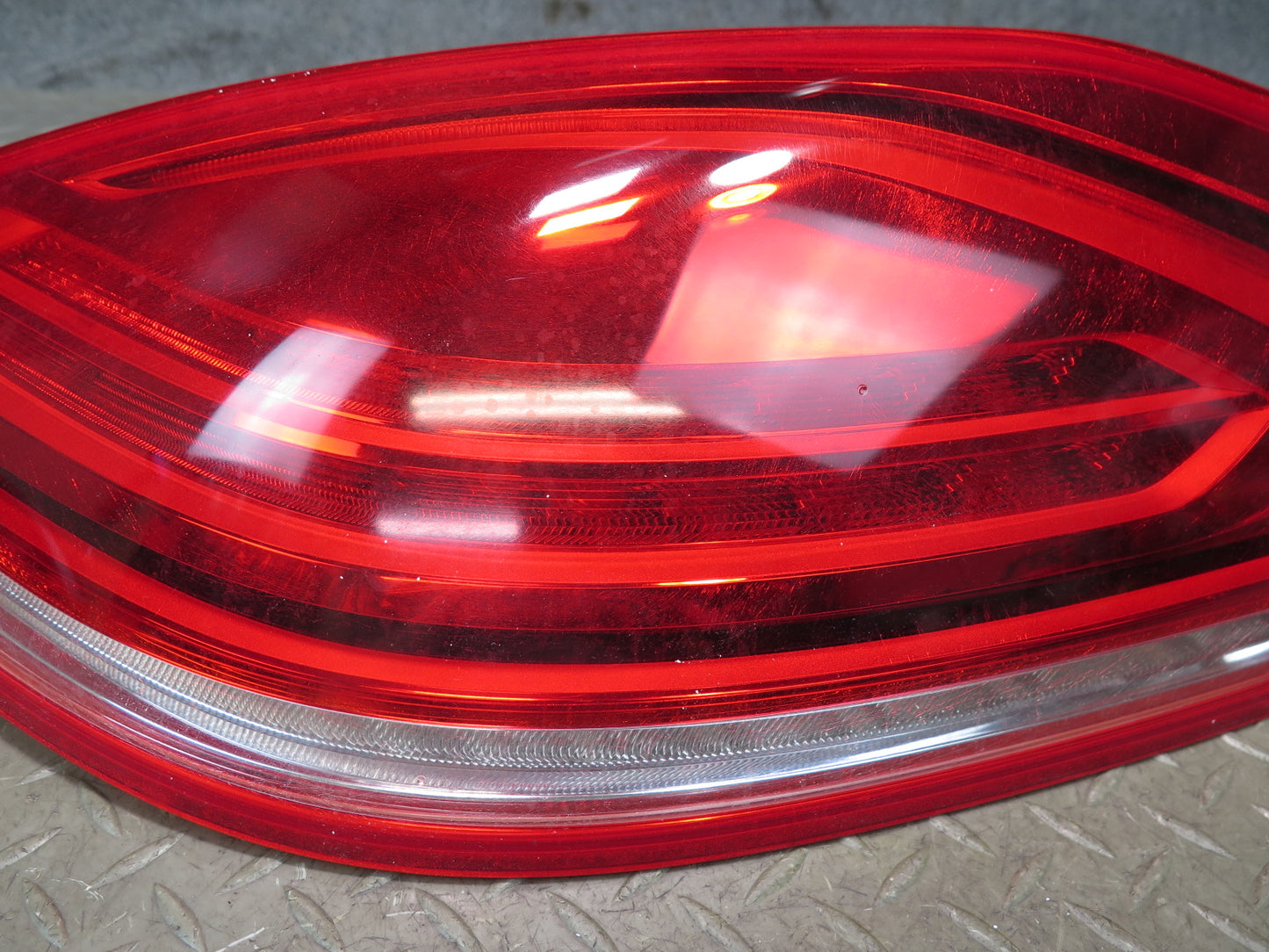 2014-2016 Porsche Panamera 970 Rear Left & Right Side Tail Light Lamp Set