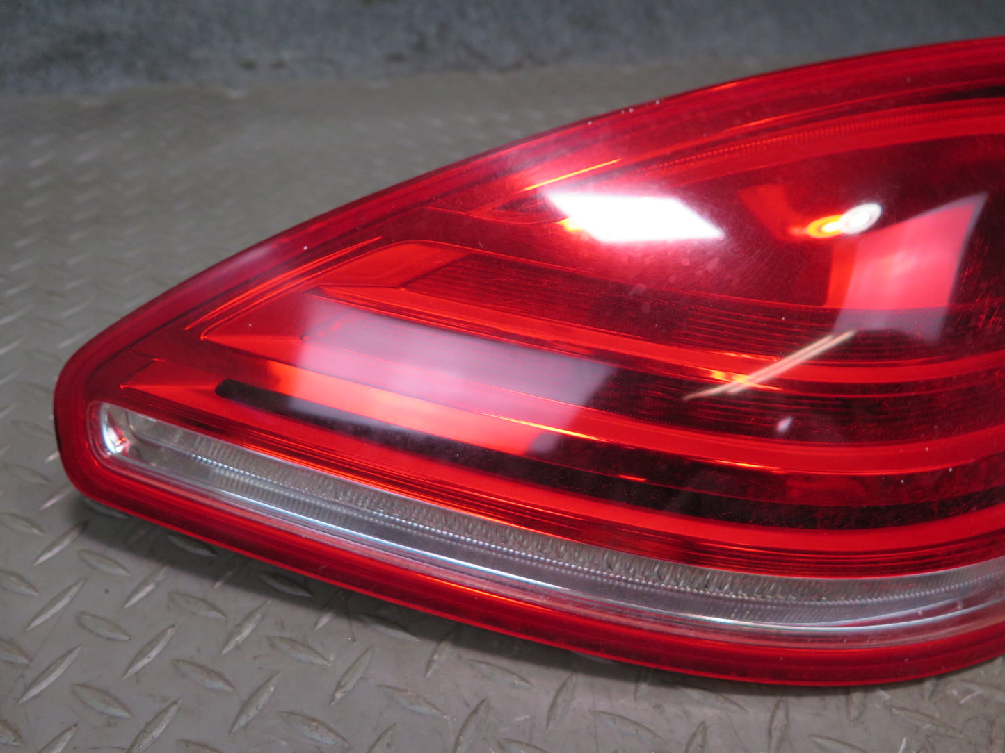 2014-2016 Porsche Panamera 970 Rear Left & Right Side Tail Light Lamp Set