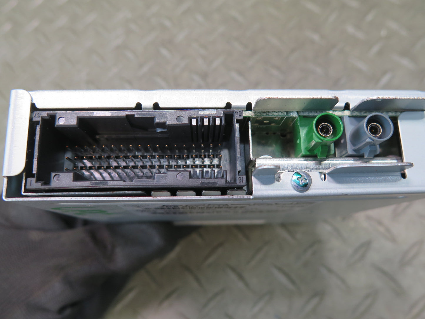 2011-2018 Porsche Cayenne 958 Rear View Camera Control Module 7P5907441B