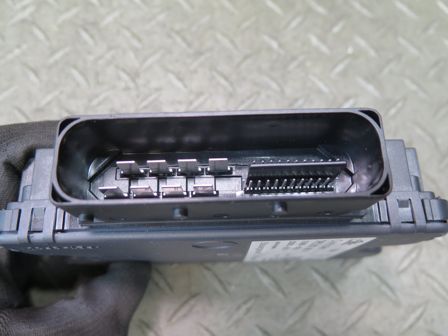 2011-2018 Porsche Cayenne 958 Electric Parking Brake Control Module 7P0907801F