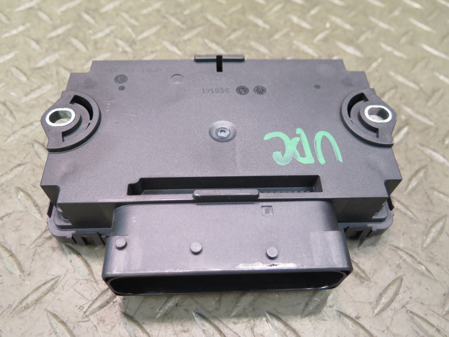 2011-2018 Porsche Cayenne 958 Electric Parking Brake Control Module 7P0907801F