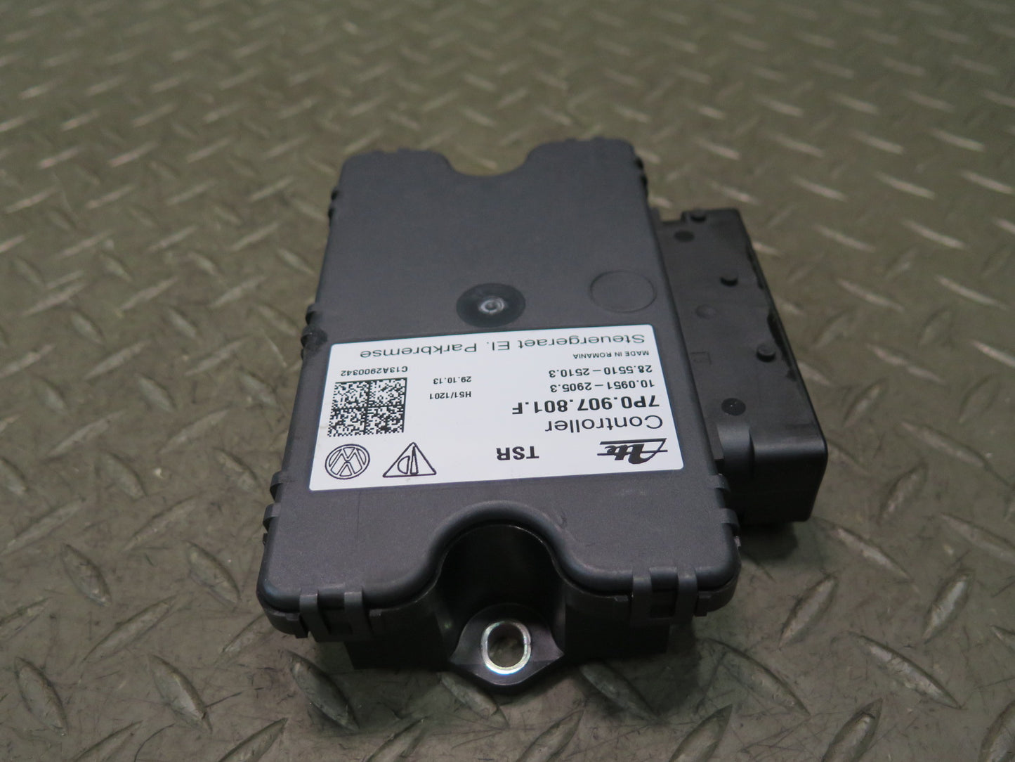 2011-2018 Porsche Cayenne 958 Electric Parking Brake Control Module 7P0907801F