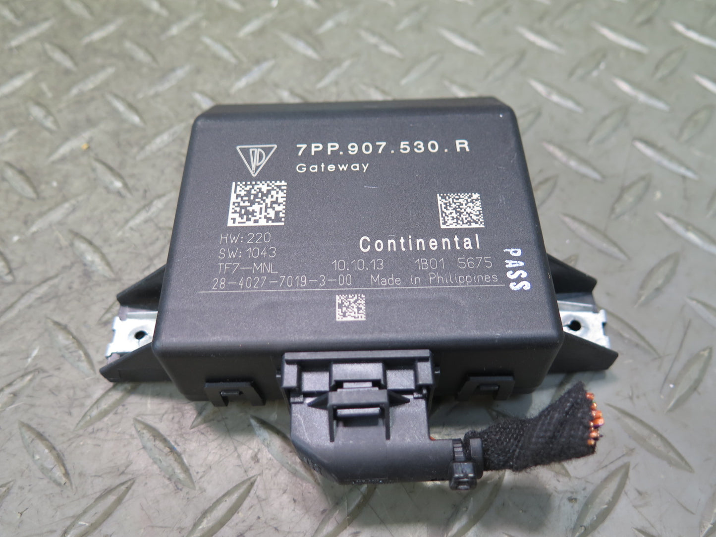 2011-2018 Porsche Cayenne 958 Gateway Control Module 7PP907530R