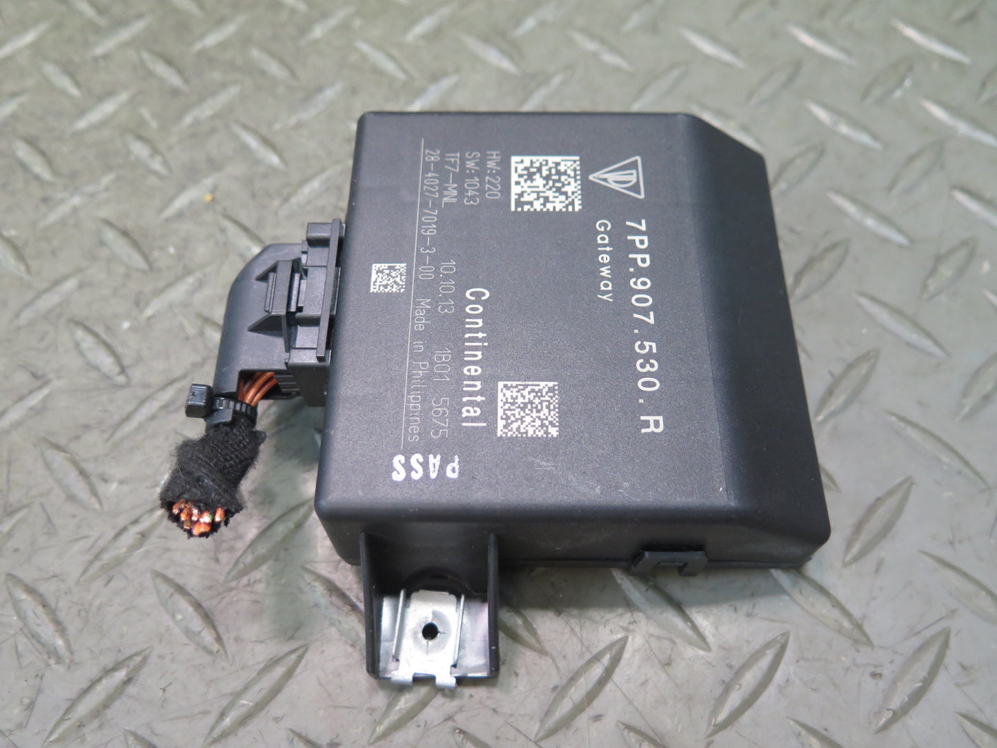 2011-2018 Porsche Cayenne 958 Gateway Control Module 7PP907530R