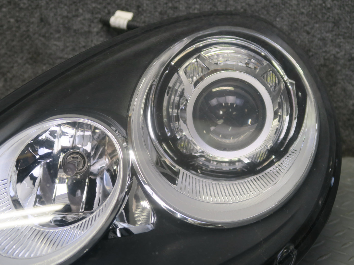 2014-2016 Porsche Panamera 970 Front Left Driver Side HID Xenon Headlight Lamp