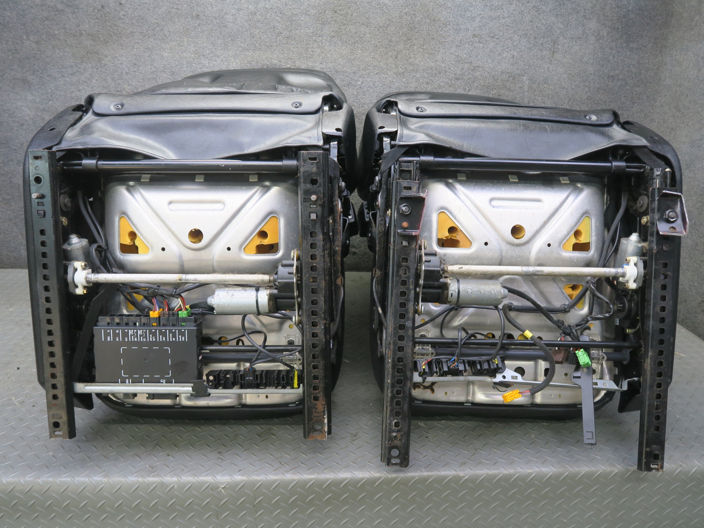 2002-2007 Mercedes W463 G500 Front & Rear Power Leather Seat Black Set