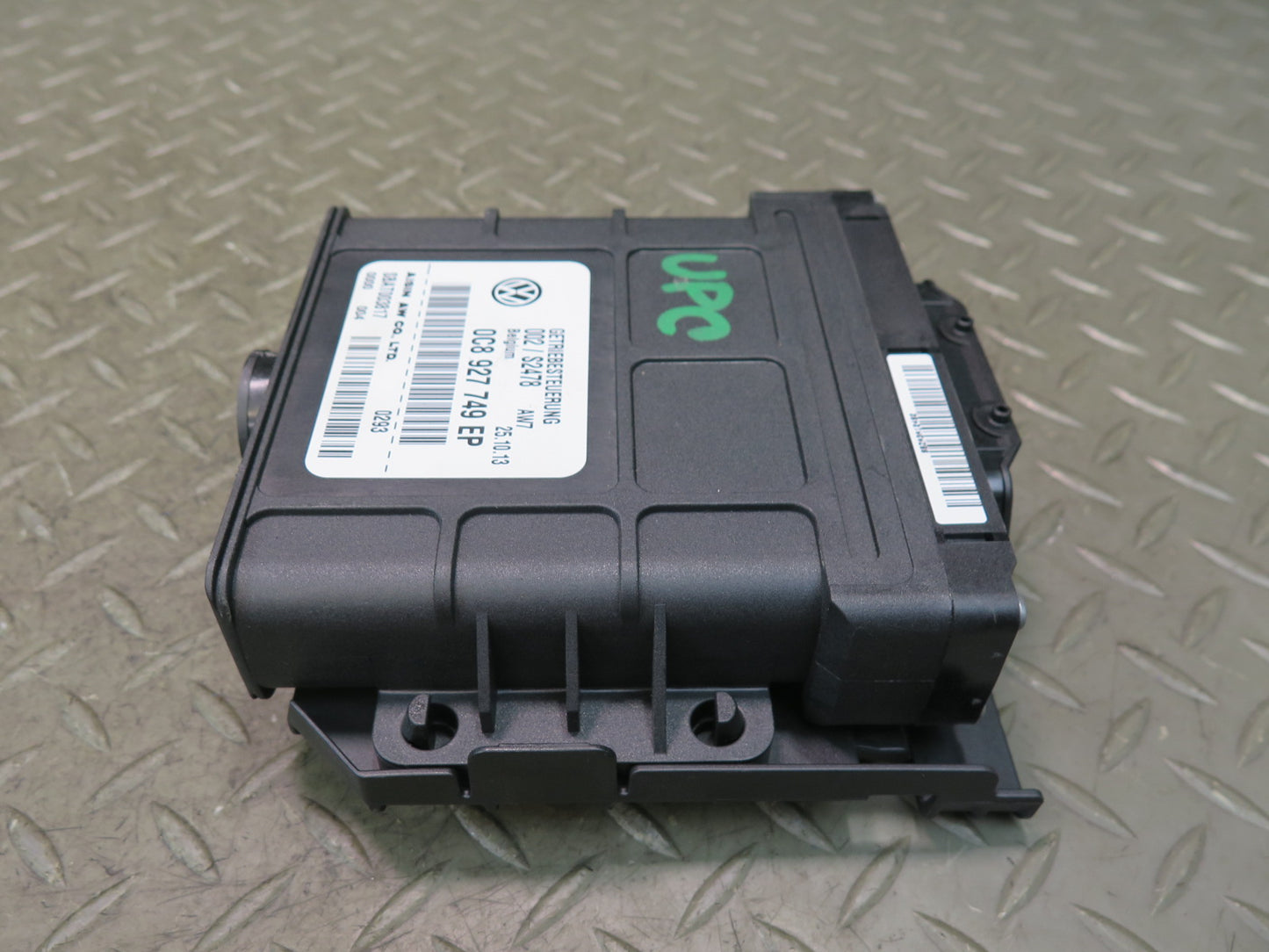 2011-2014 Porsche Cayenne 958 4.8L NA Automatic Transmission Control Module
