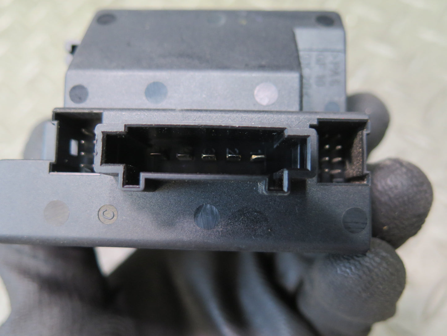 2002-2007 Mercedes W463 G500 Ignition Switch Module 2095450508