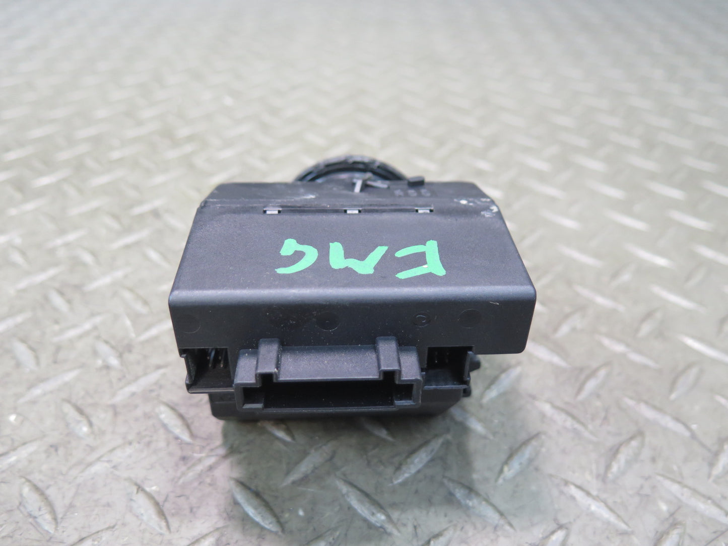 2002-2007 Mercedes W463 G500 Ignition Switch Module 2095450508