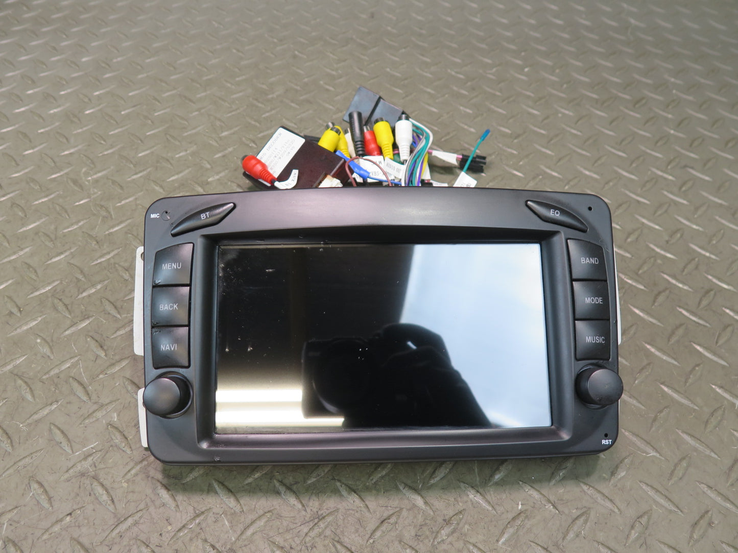 2002-2003 Mercedes W463 G500 7" Android Navigation MP3 Player Head Unit Hizpo