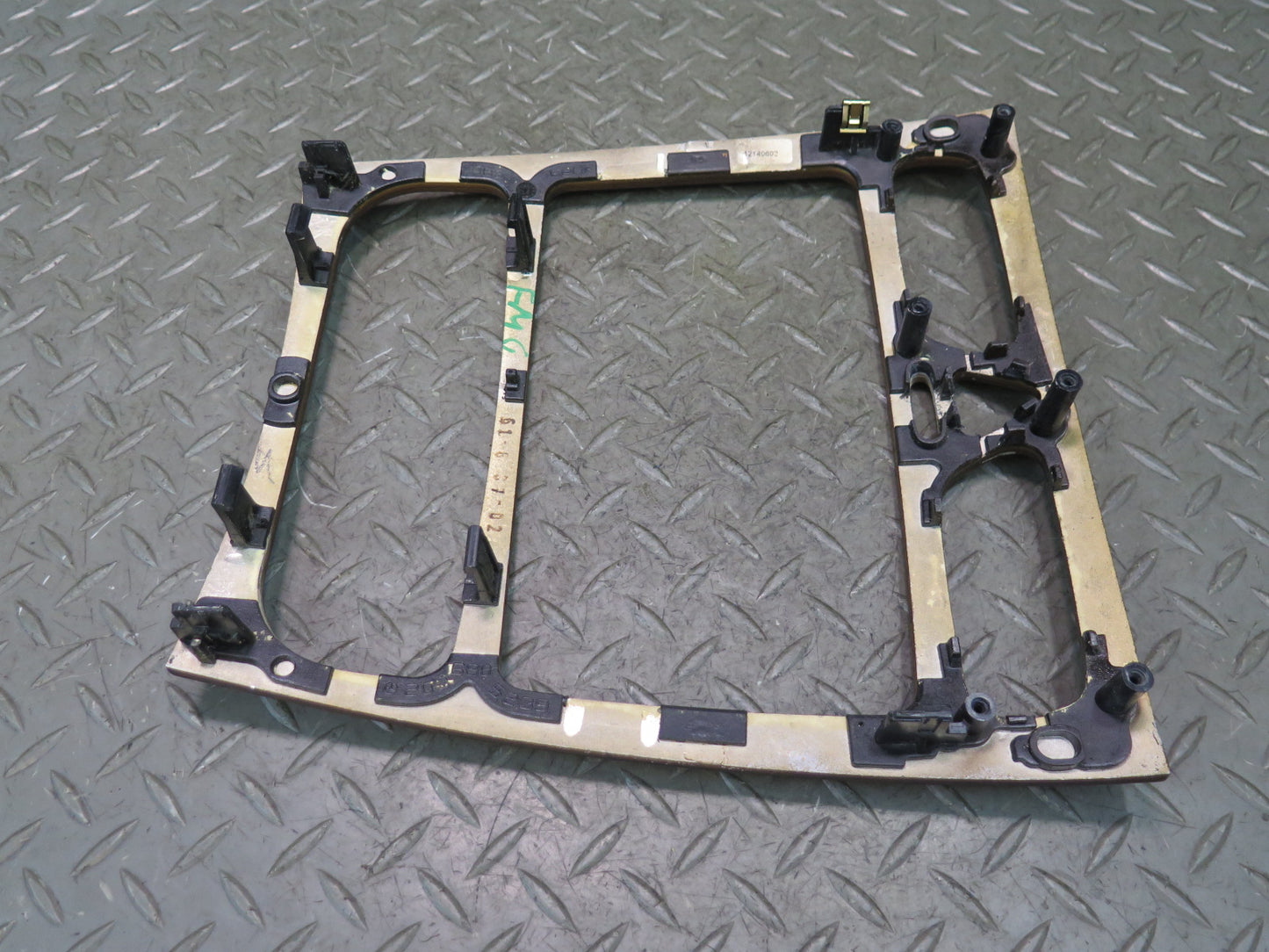 2002-2005 Mercedes W463 G500 Dash Front Center Radio Wood Trim Bezel Panel