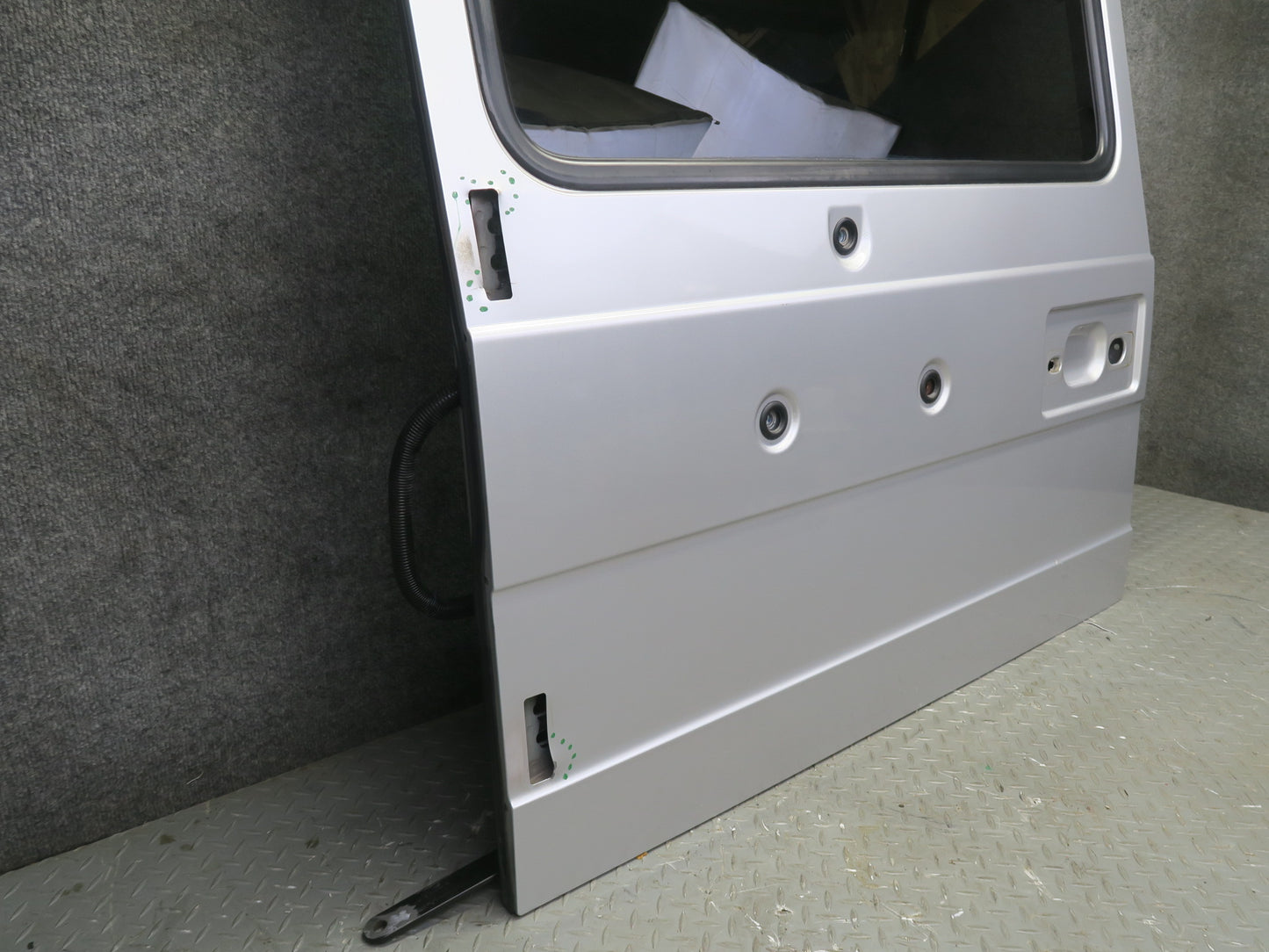 2002-2007 Mercedes W463 G500 Rear Trunk Tailgate Lid Shell Cover Silver