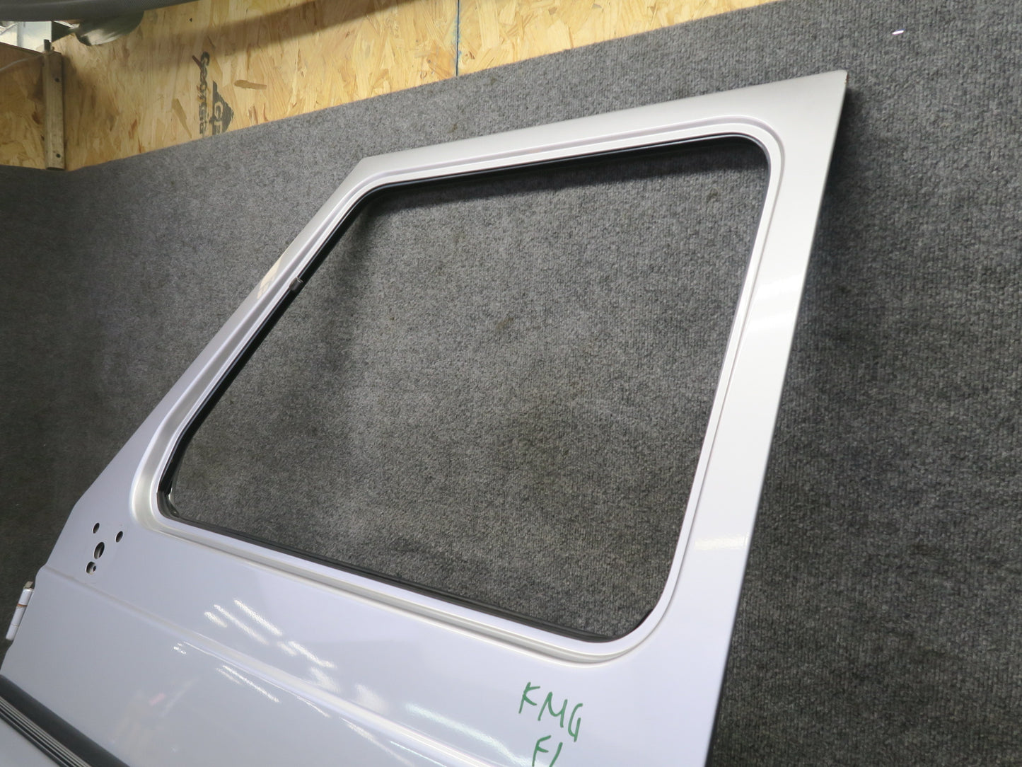 2002-2012 Mercedes W463 G500 G550 Front Left Driver Side Door Shell Panel Silver