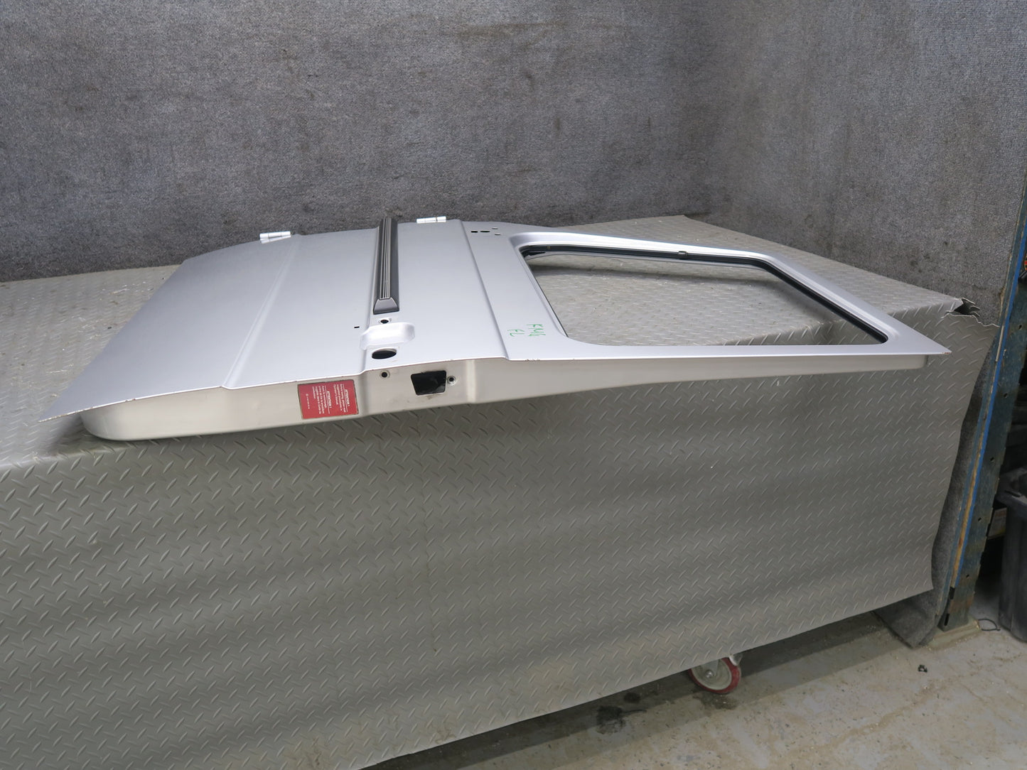 2002-2012 Mercedes W463 G500 G550 Front Left Driver Side Door Shell Panel Silver