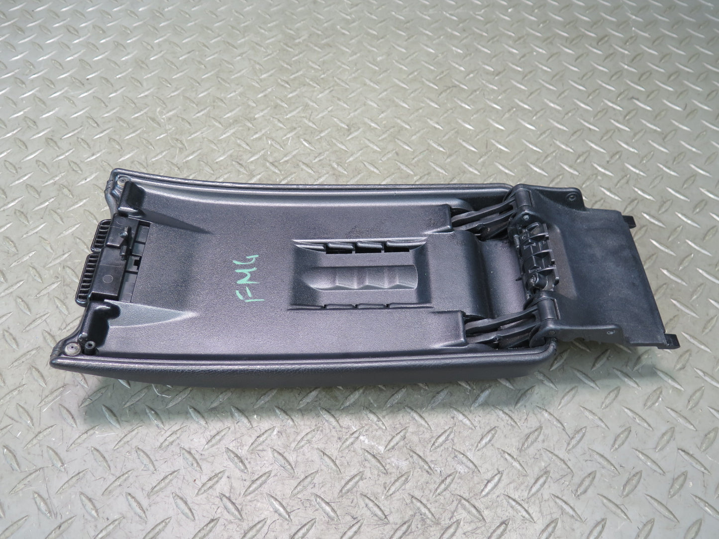 2002-2012 Mercedes W463 G500 Center Console Leather Armrest Lid Black