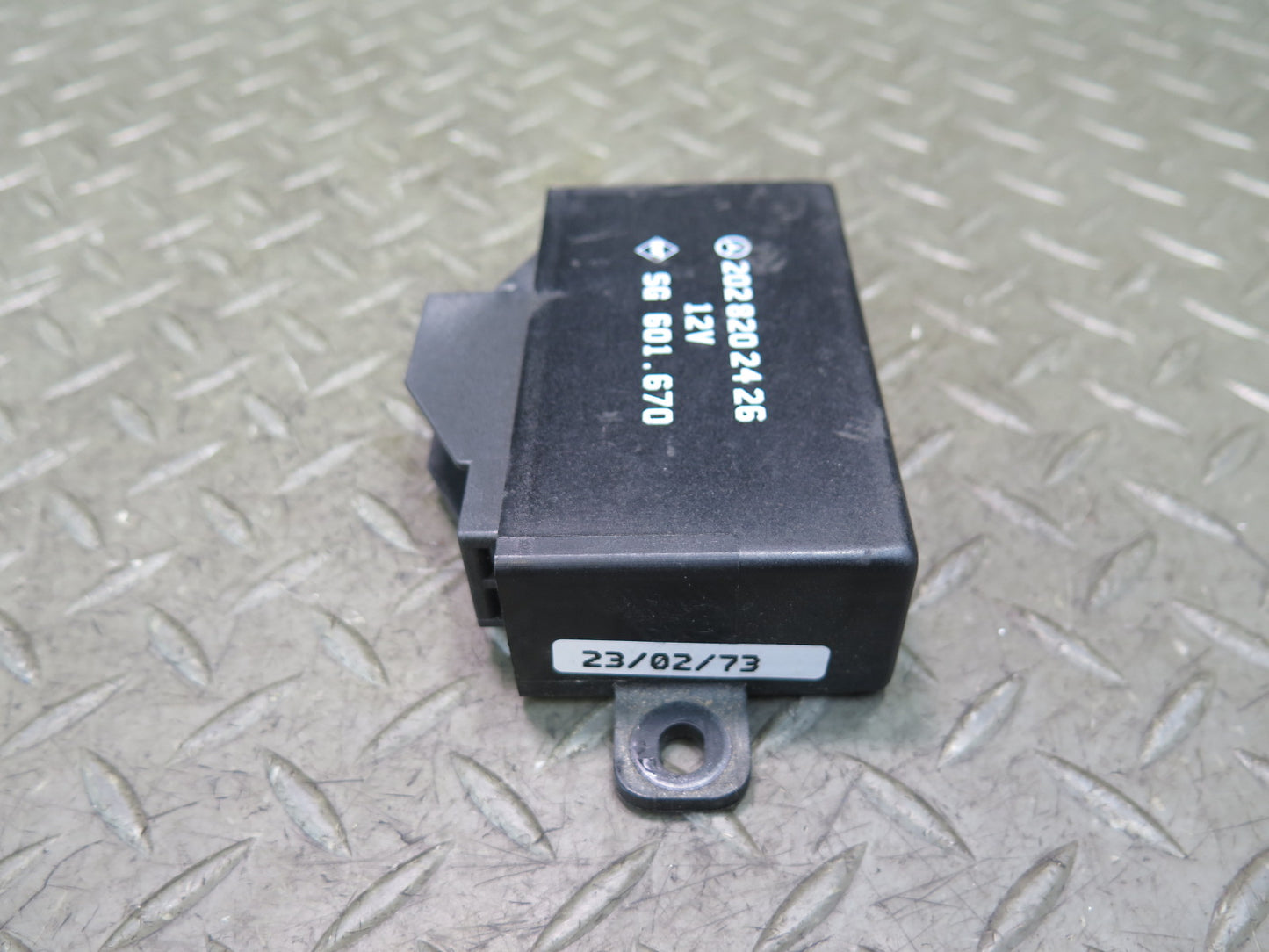 2002-2012 Mercedes G500 W463 Rear Heated Seat Control Module Unit 2028202426