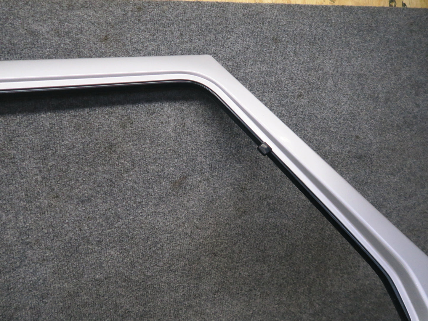 2002-2012 Mercedes W463 G500 G550 G55 AMG Front Right Door Shell Panel Silver