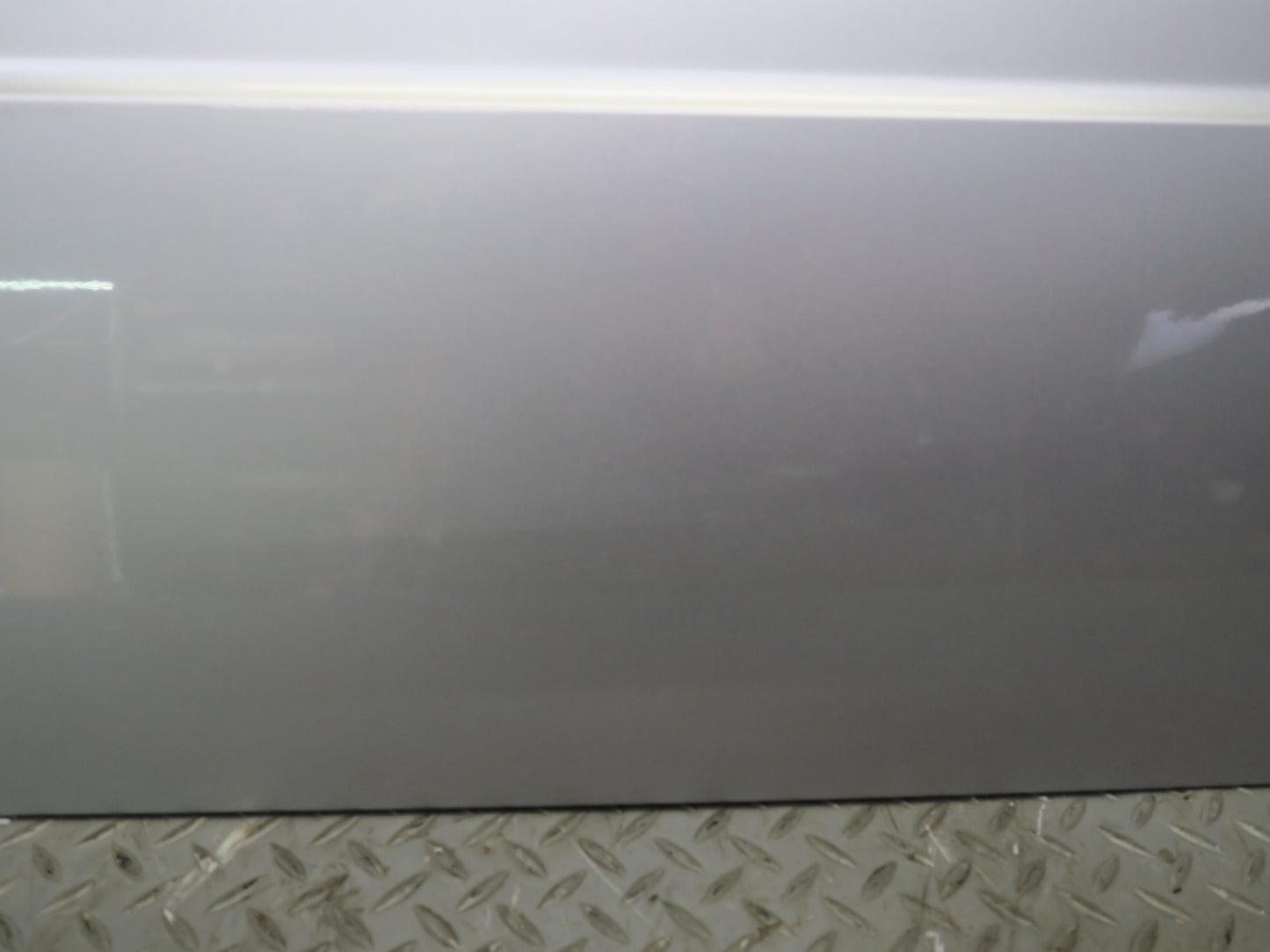 2002-2012 Mercedes W463 G500 G550 G55 AMG Front Right Door Shell Panel Silver