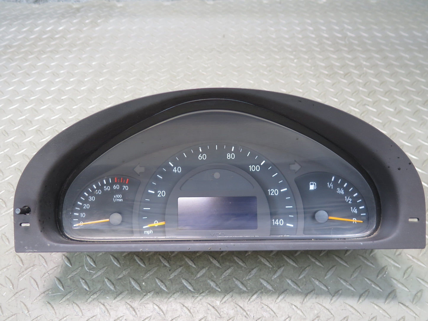 2003 Mercedes W463 G500 Instrument Cluster Gauge Speedometer 4635402811