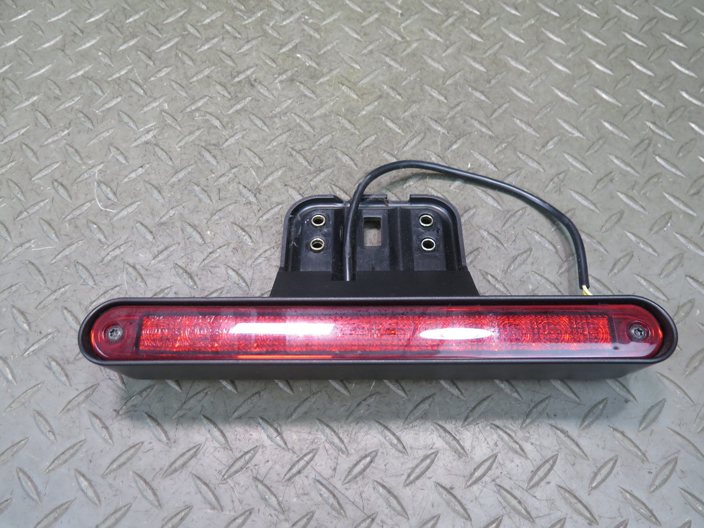 2002-2012 Mercedes W463 G500 Rear Center Third Brake Light Lamp