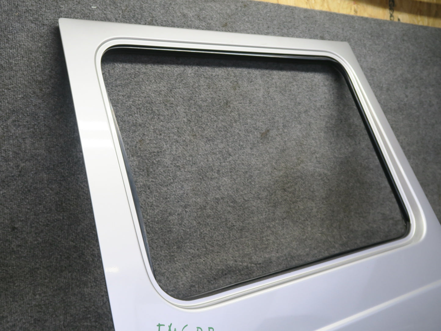 2002-2012 Mercedes W463 G500 G550 G55 AMG Rear Right Door Shell Panel Silver