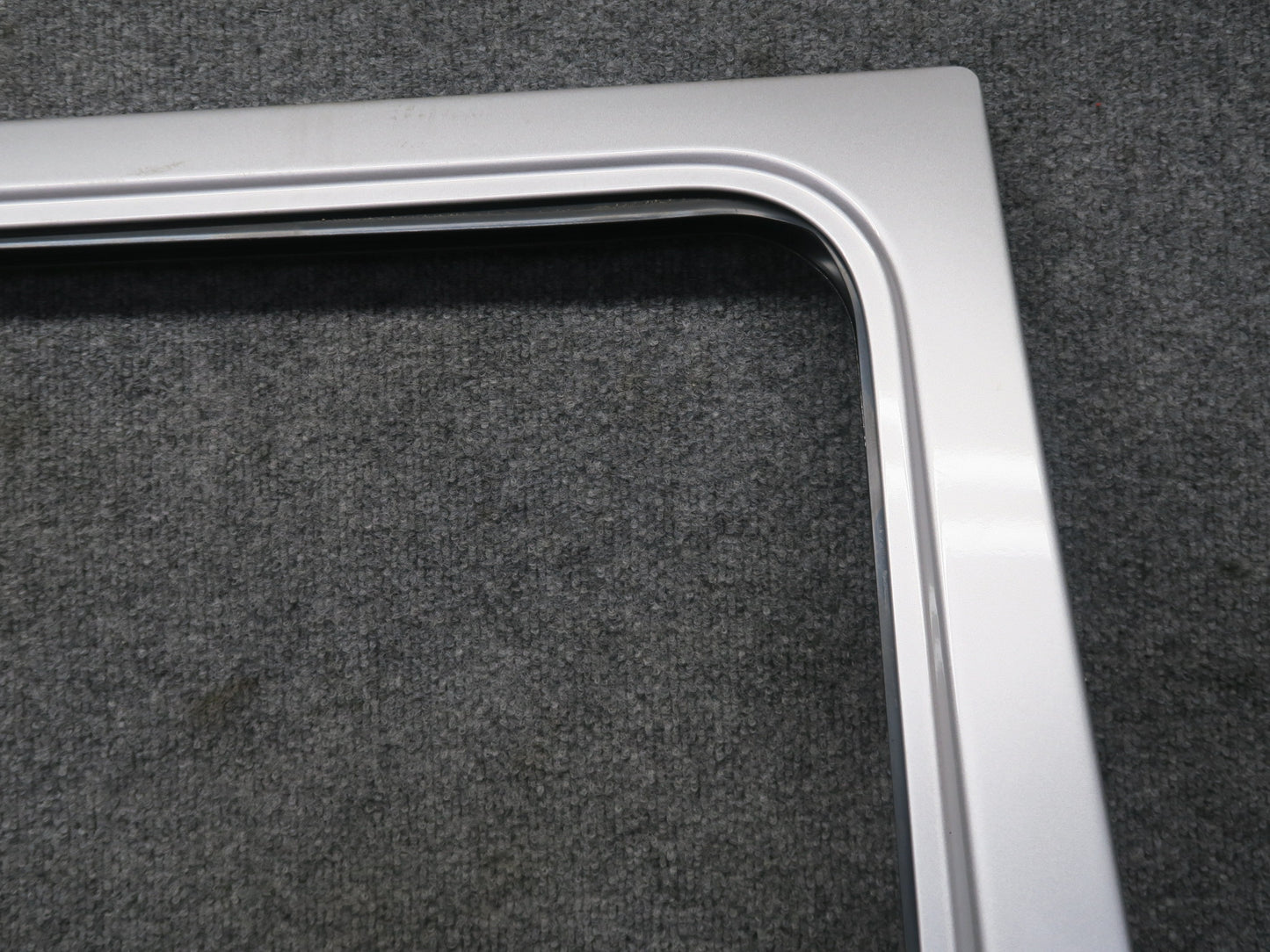 2002-2012 Mercedes W463 G500 G550 G55 AMG Rear Right Door Shell Panel Silver
