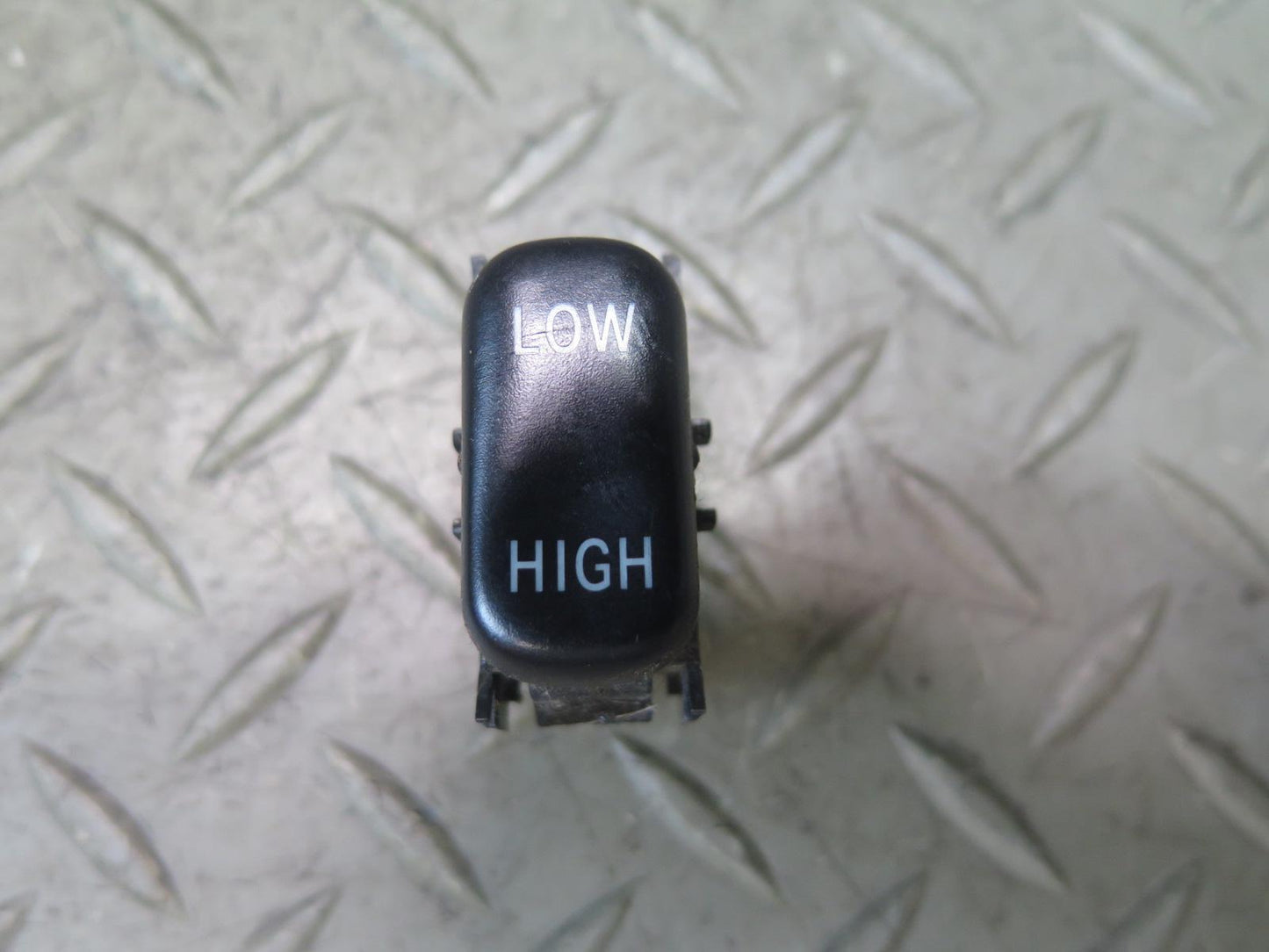 2002-2012 Mercedes W463 G500 Transfer Case High Low Button Switch 4638202110