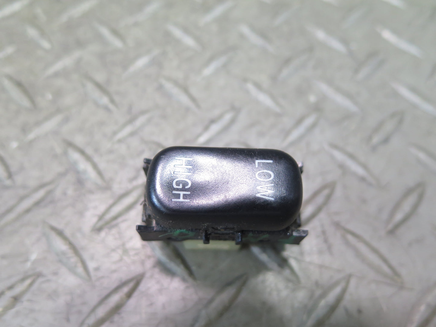 2002-2012 Mercedes W463 G500 Transfer Case High Low Button Switch 4638202110