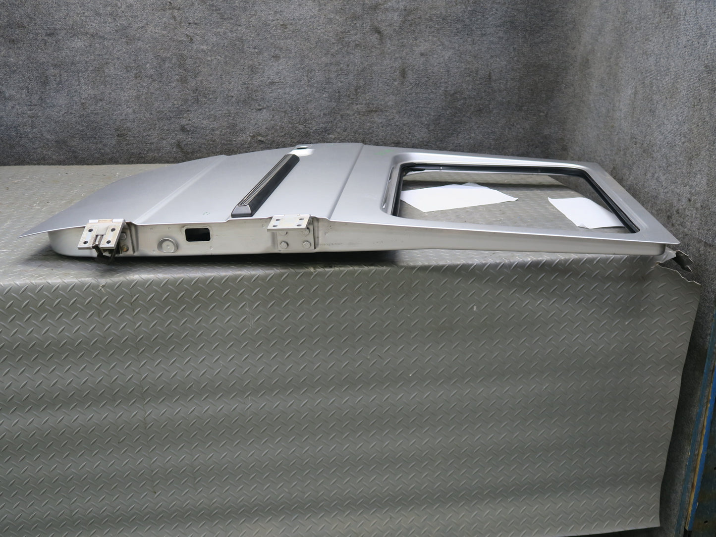 2002-2012 Mercedes W463 G500 G550 G55 AMG Rear Right Door Shell Panel Silver