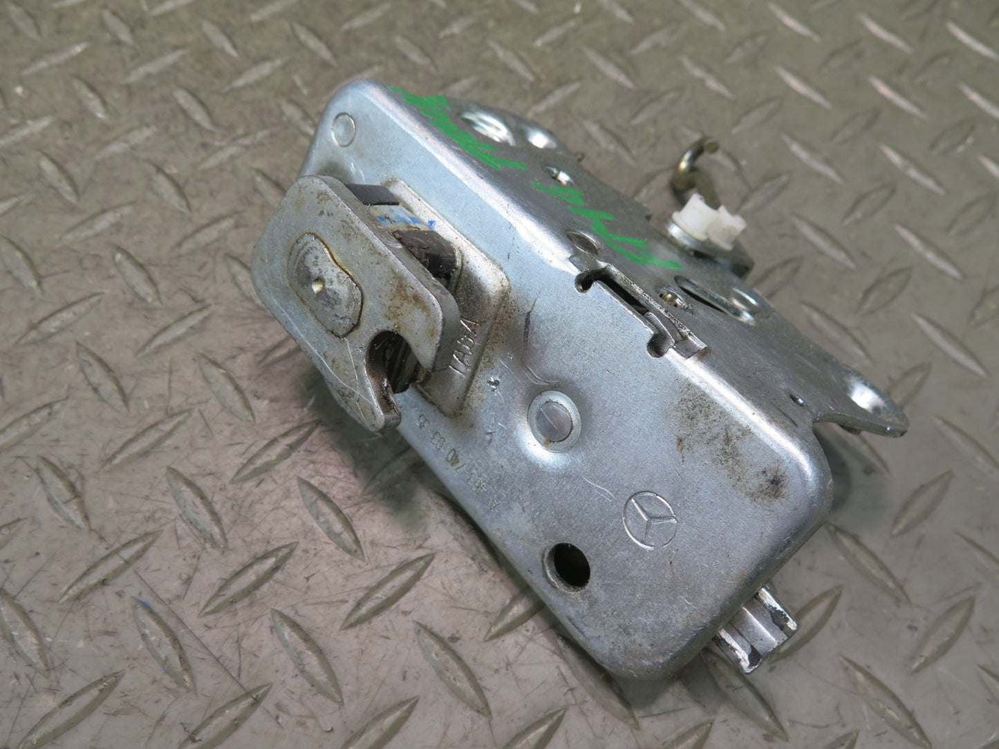 2002-2012 Mercedes W463 G500 Rear Trunk Door Lock Latch