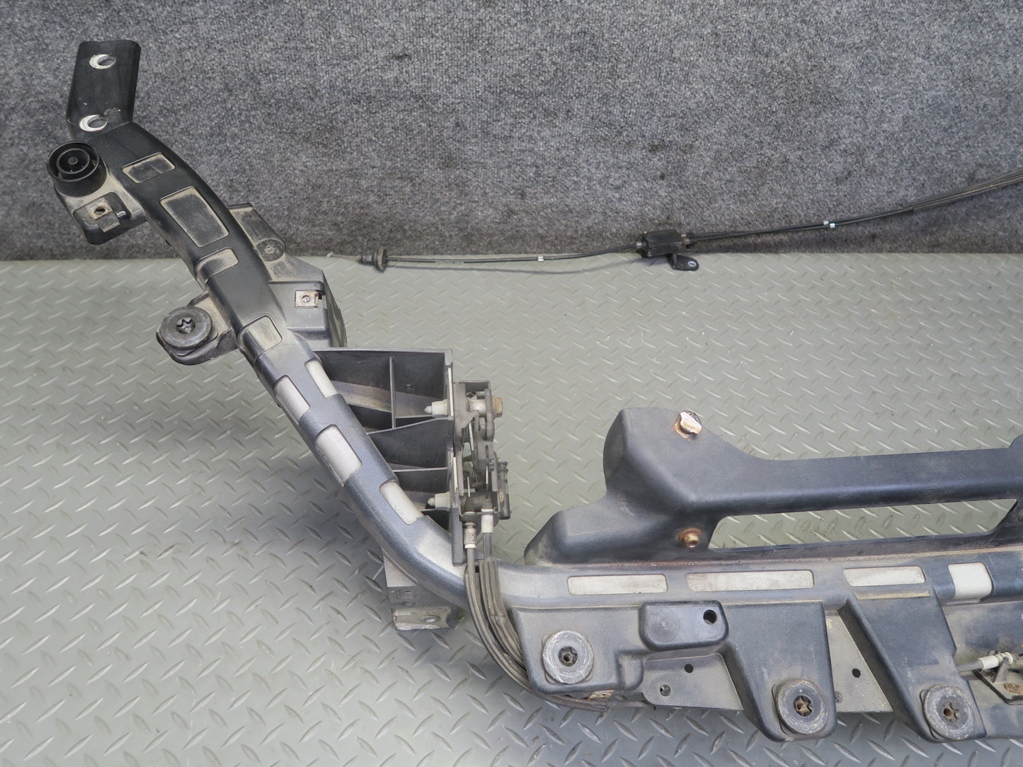 2017-2020 Maserati Levante M161 Engine Radiator Upper Core Support Frame Bar