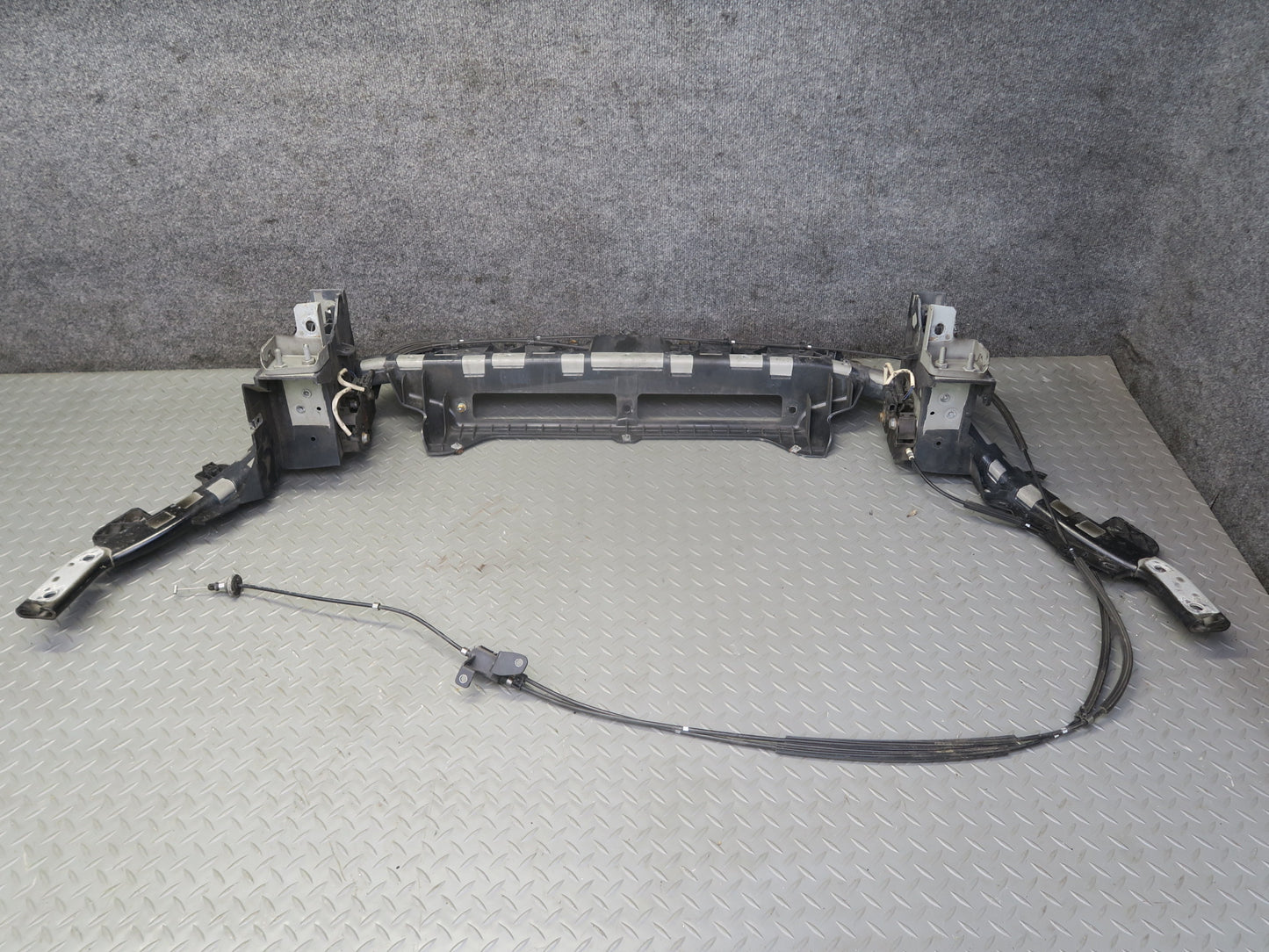 2017-2020 Maserati Levante M161 Engine Radiator Upper Core Support Frame Bar