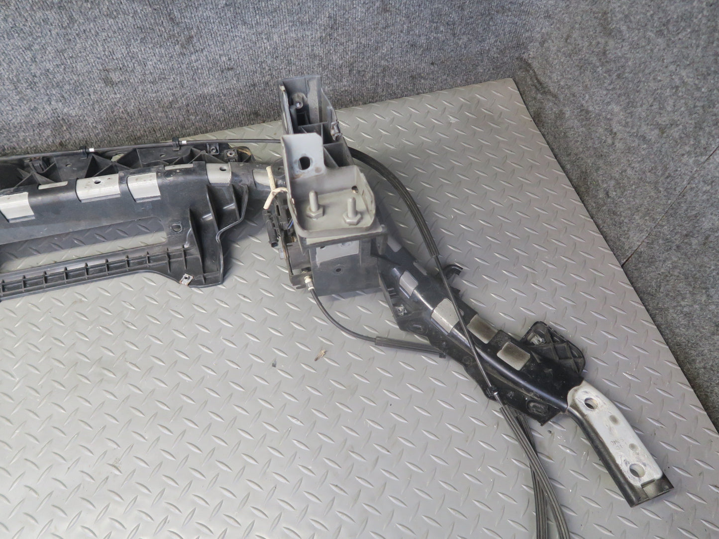 2017-2020 Maserati Levante M161 Engine Radiator Upper Core Support Frame Bar