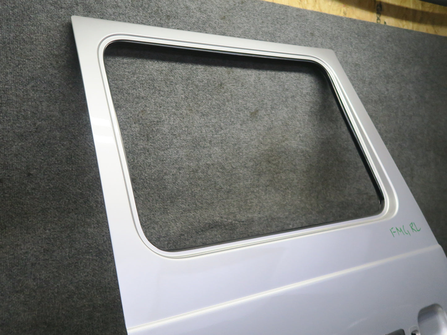 2002-2012 Mercedes W463 G500 G550 Rear Left Driver Side Door Shell Panel Silver