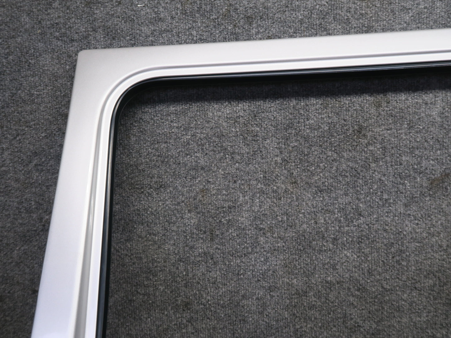 2002-2012 Mercedes W463 G500 G550 Rear Left Driver Side Door Shell Panel Silver