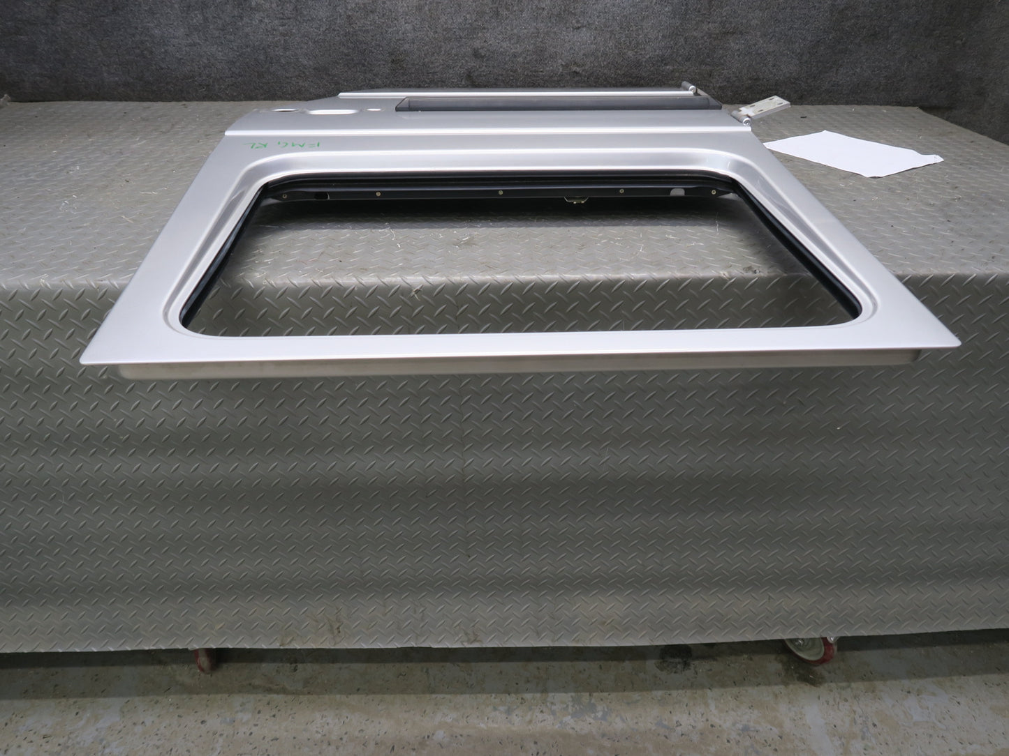 2002-2012 Mercedes W463 G500 G550 Rear Left Driver Side Door Shell Panel Silver