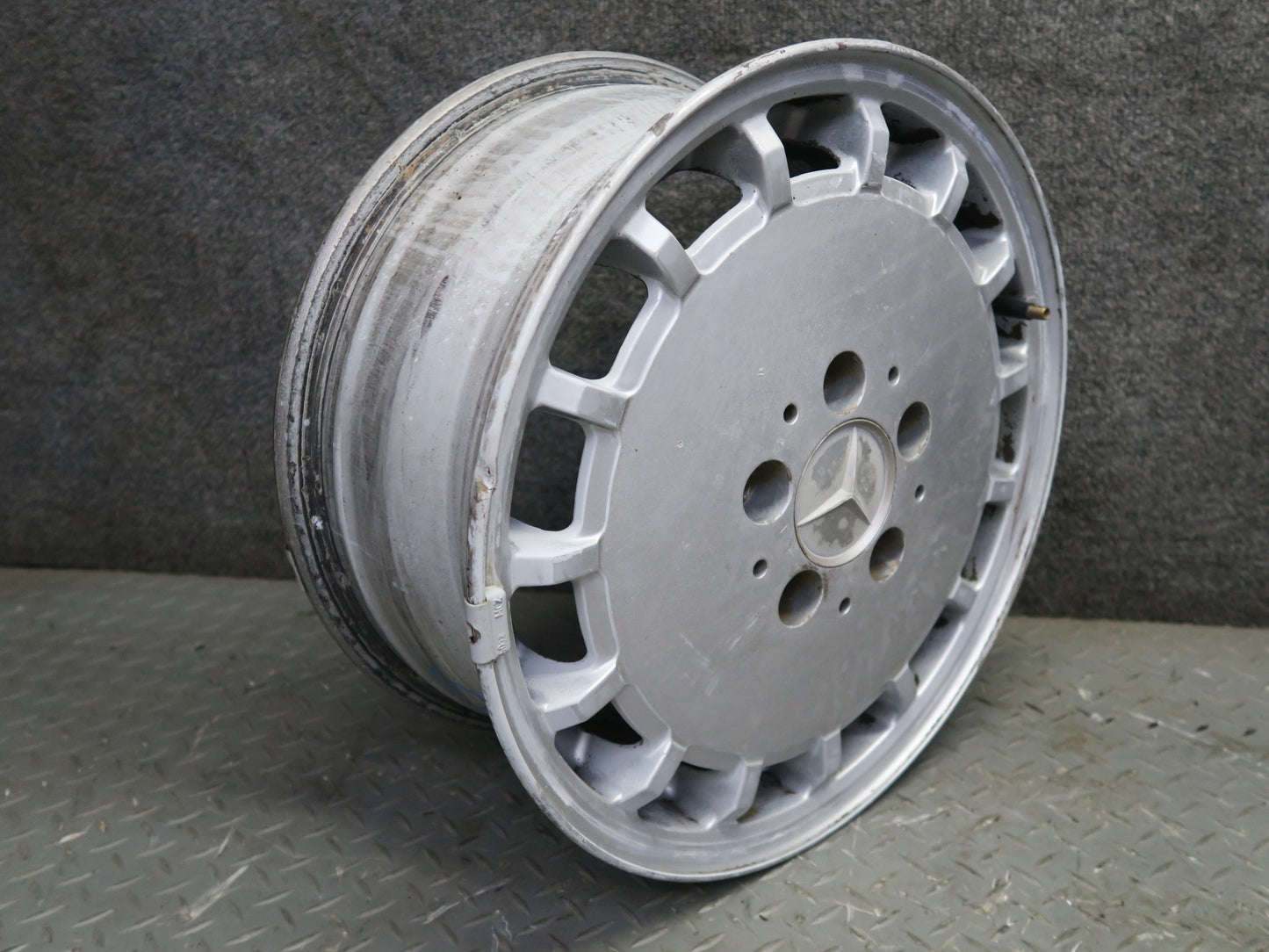 90-93 Mercedes W124 300E Set of 4 R15" Alloy Wheel Rim 15x6.5J ET48 OEM