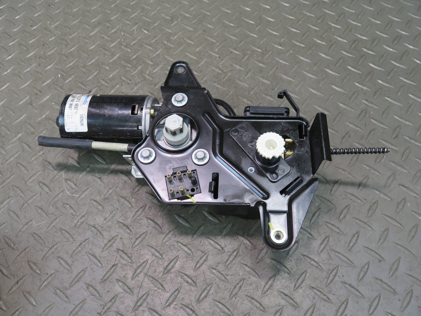 2002-2012 Mercedes W463 G500 Sunroof Motor Drive Unit 4637800007