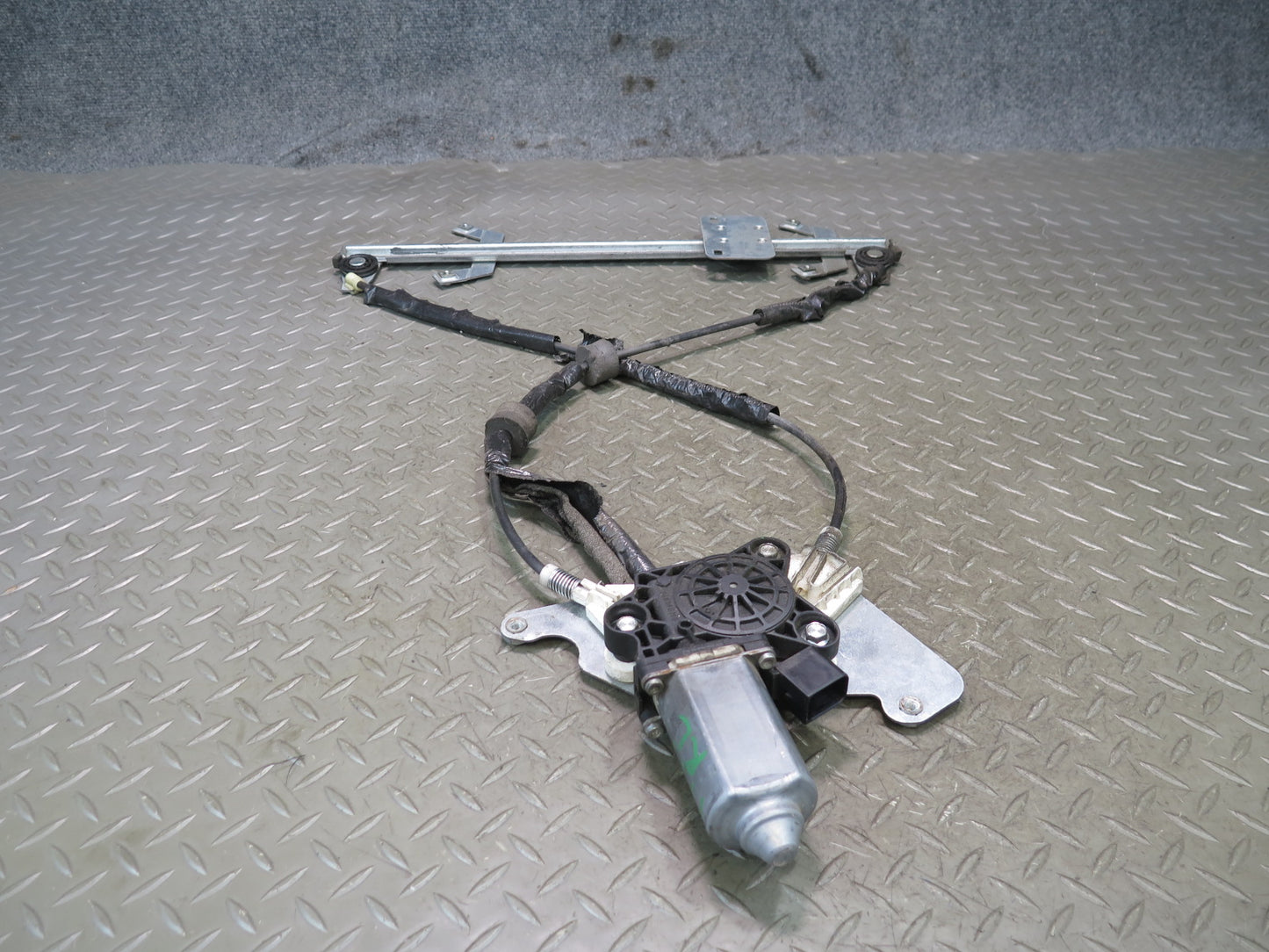 2002-2018 Mercedes W463 G500 G550 G55 Rear Left Door Window Regulator w Motor