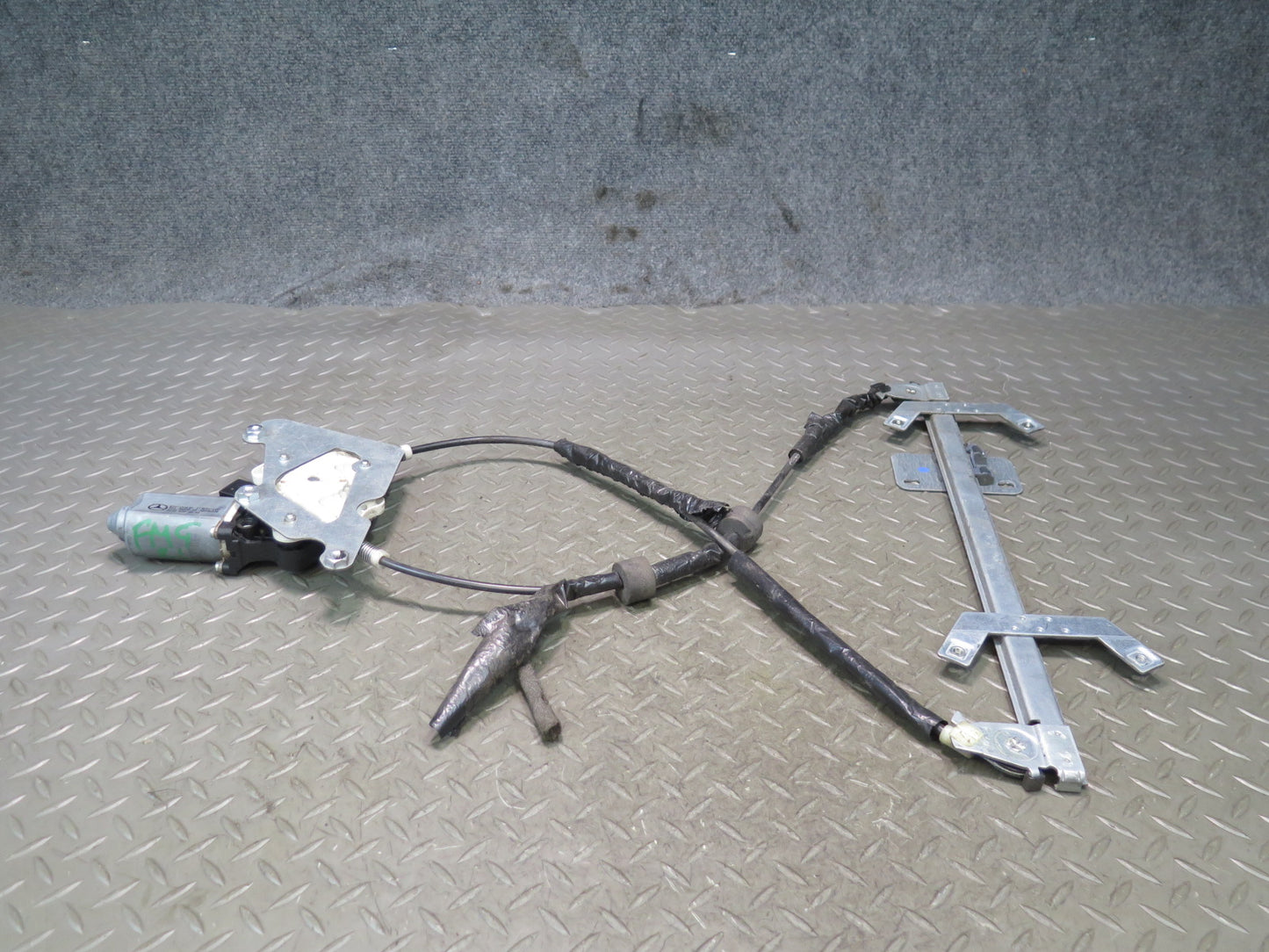 2002-2018 Mercedes W463 G500 G550 G55 Rear Left Door Window Regulator w Motor