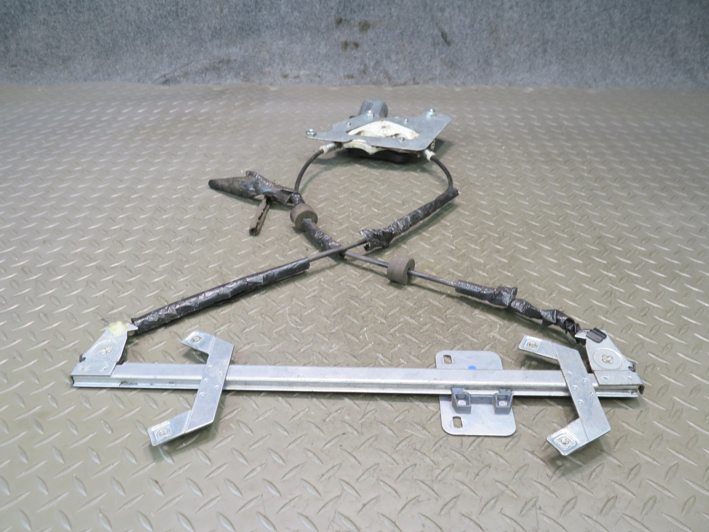 2002-2018 Mercedes W463 G500 G550 G55 Rear Left Door Window Regulator w Motor