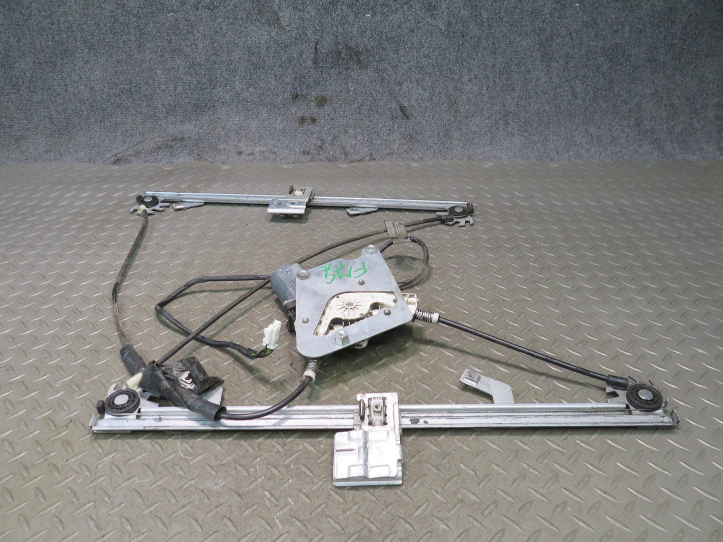 2002-2018 Mercedes W463 G500 G550 G55 Front Right Door Window Regulator w Motor