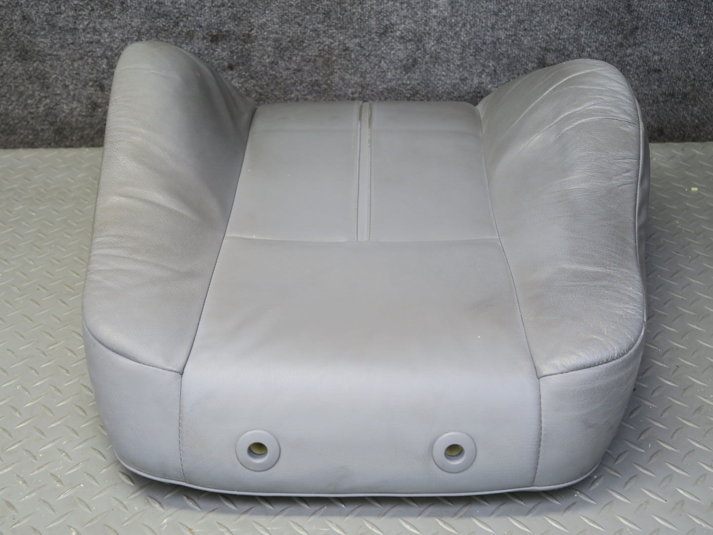 99-03 BMW E39 540ia Front Left Sport Seat Upper Leather Cushion Gray OEM