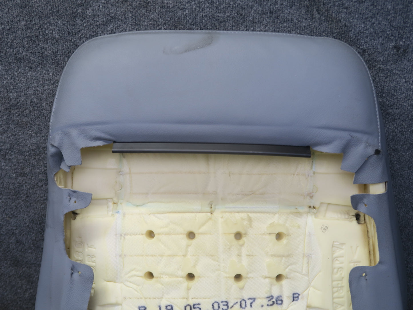 99-03 BMW E39 540ia Front Left Sport Seat Upper Leather Cushion Gray OEM