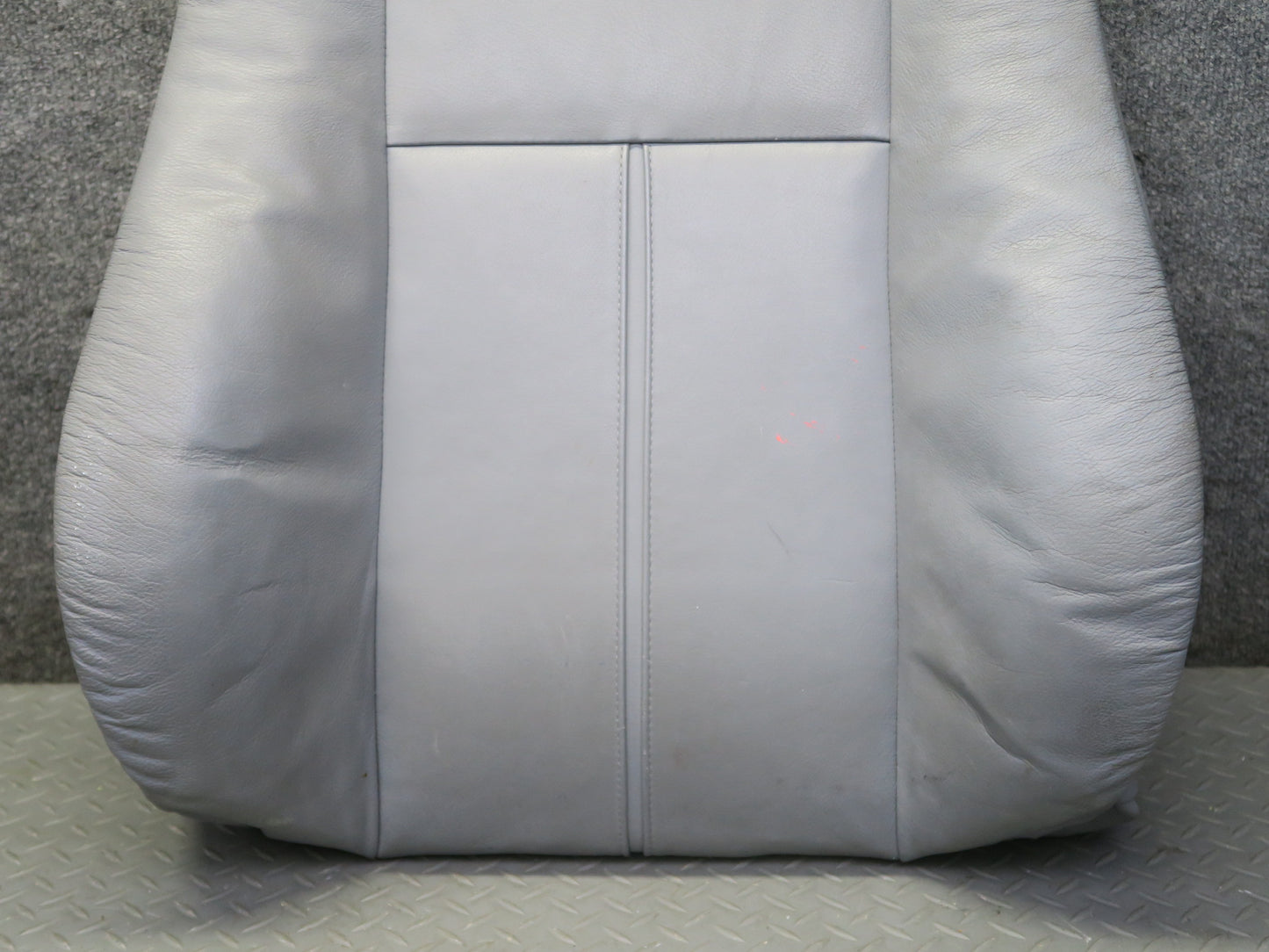 99-03 BMW E39 540ia Front Right Sport Seat Upper Leather Cushion Gray OEM