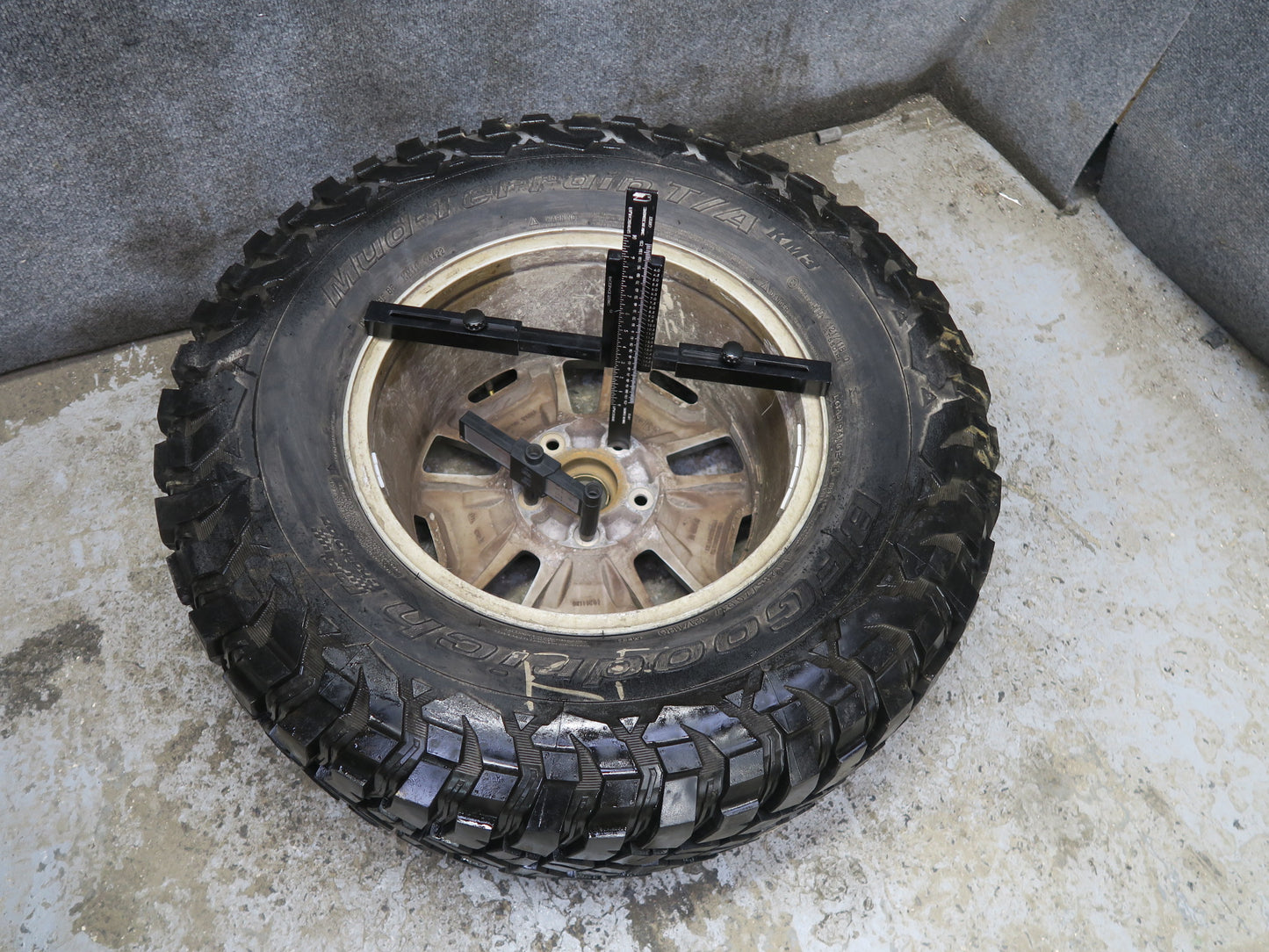 13-18 Jeep Wrangler JK  Set of 4 R17" Wheel Rim 17x7.5 ET44.45 Bfgoodrich 285/70