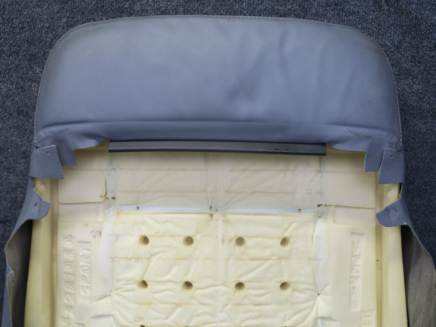 99-03 BMW E39 540ia Front Right Sport Seat Upper Leather Cushion Gray OEM