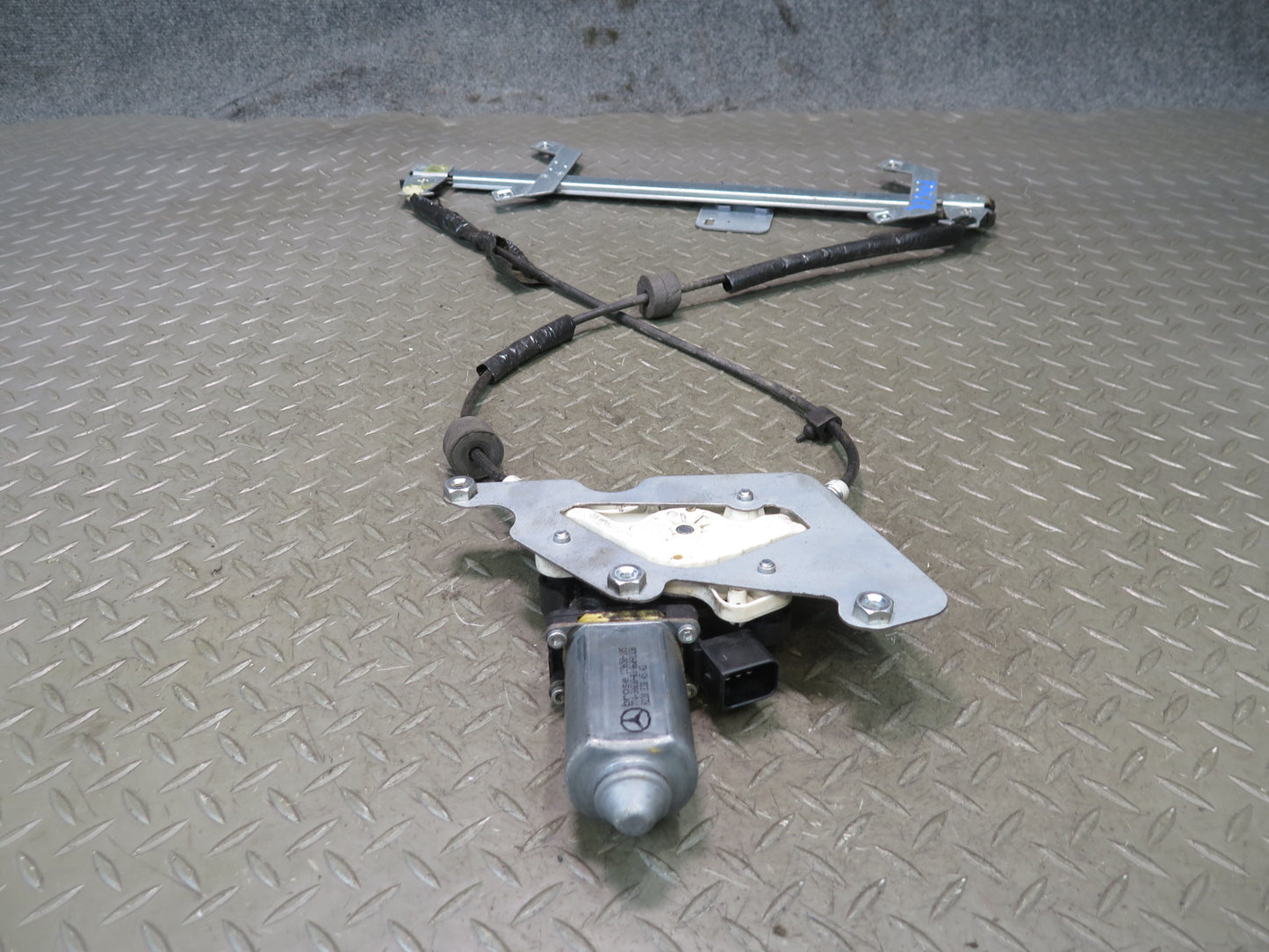 2002-2018 Mercedes W463 G500 G550 G55 Rear Right Door Window Regulator w Motor