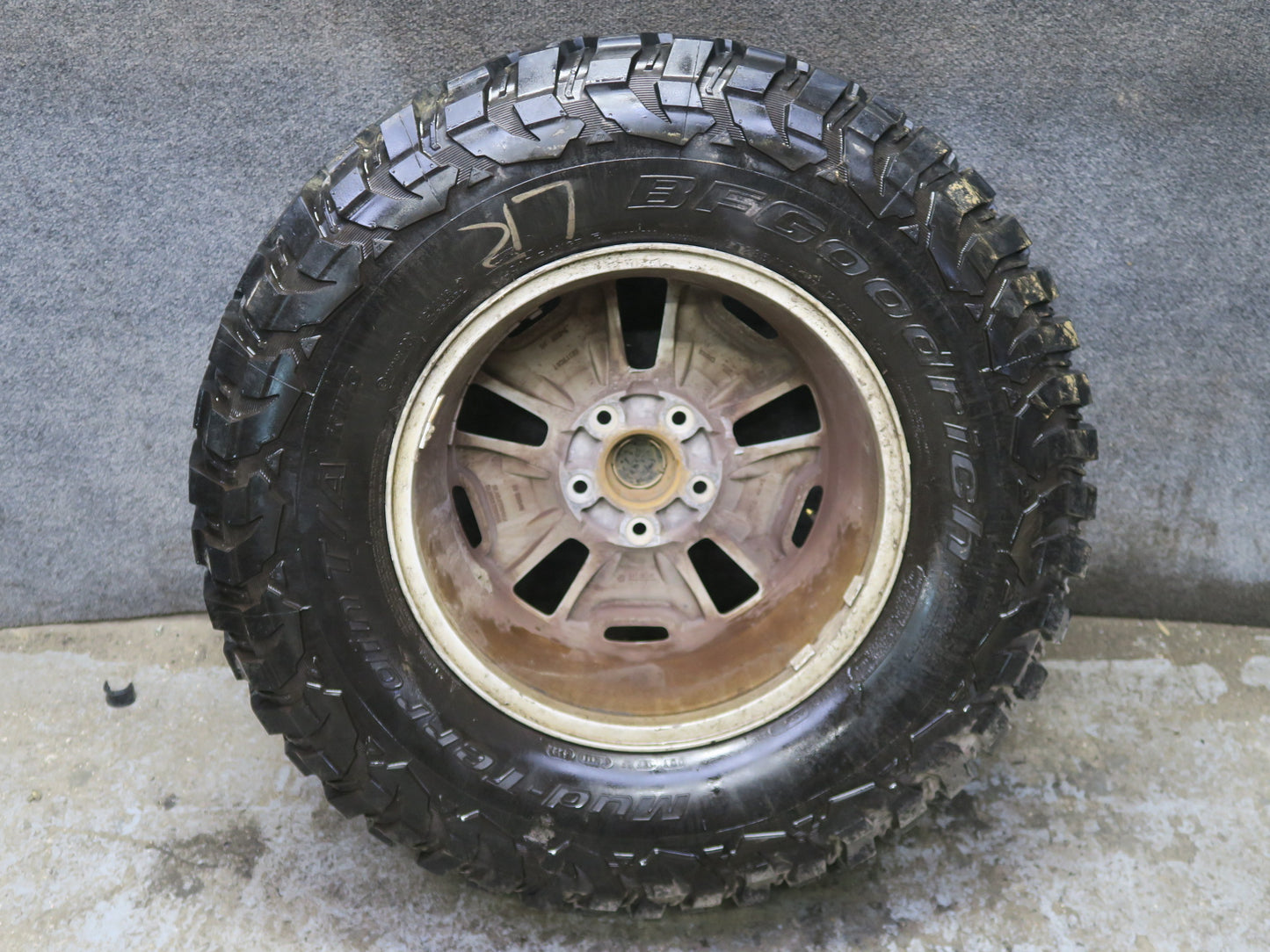 13-18 Jeep Wrangler JK  Set of 4 R17" Wheel Rim 17x7.5 ET44.45 Bfgoodrich 285/70