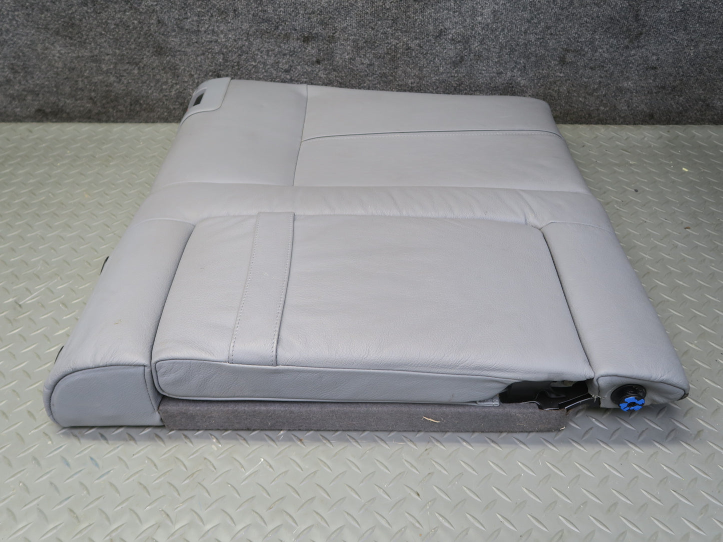 97-03 BMW E39 540ia Sedan Rear Seat Upper Backrest Leather Cushion Gray OEM